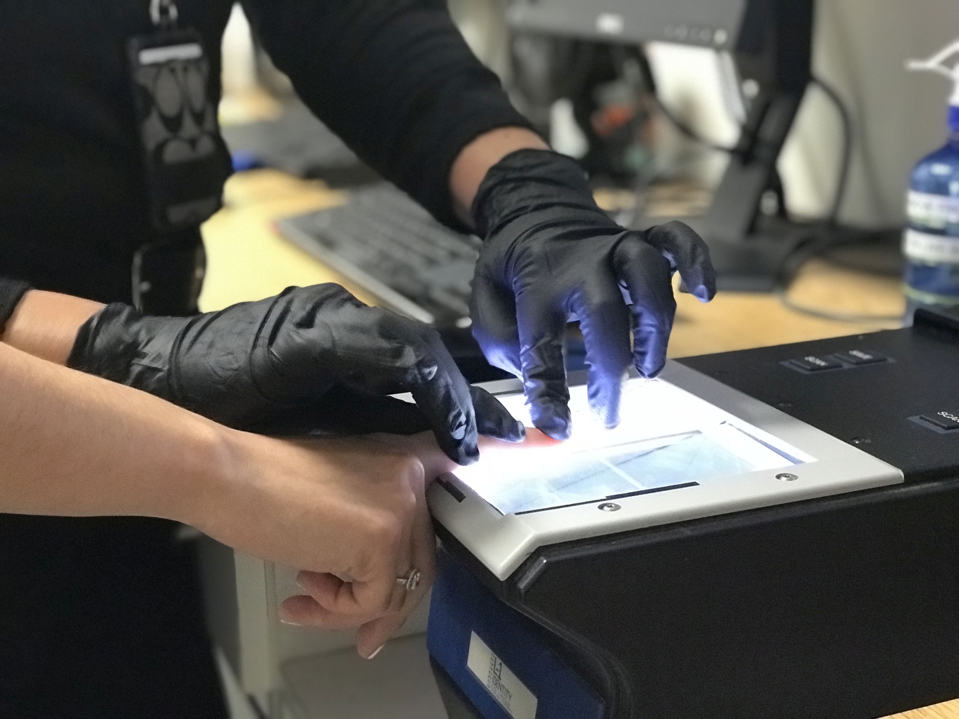 Professional Livescan fingerprinting service